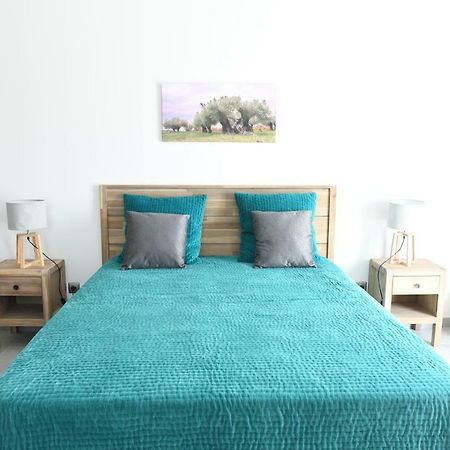 Chambre D'Hotes Du Charme Provencal Sénas エクステリア 写真