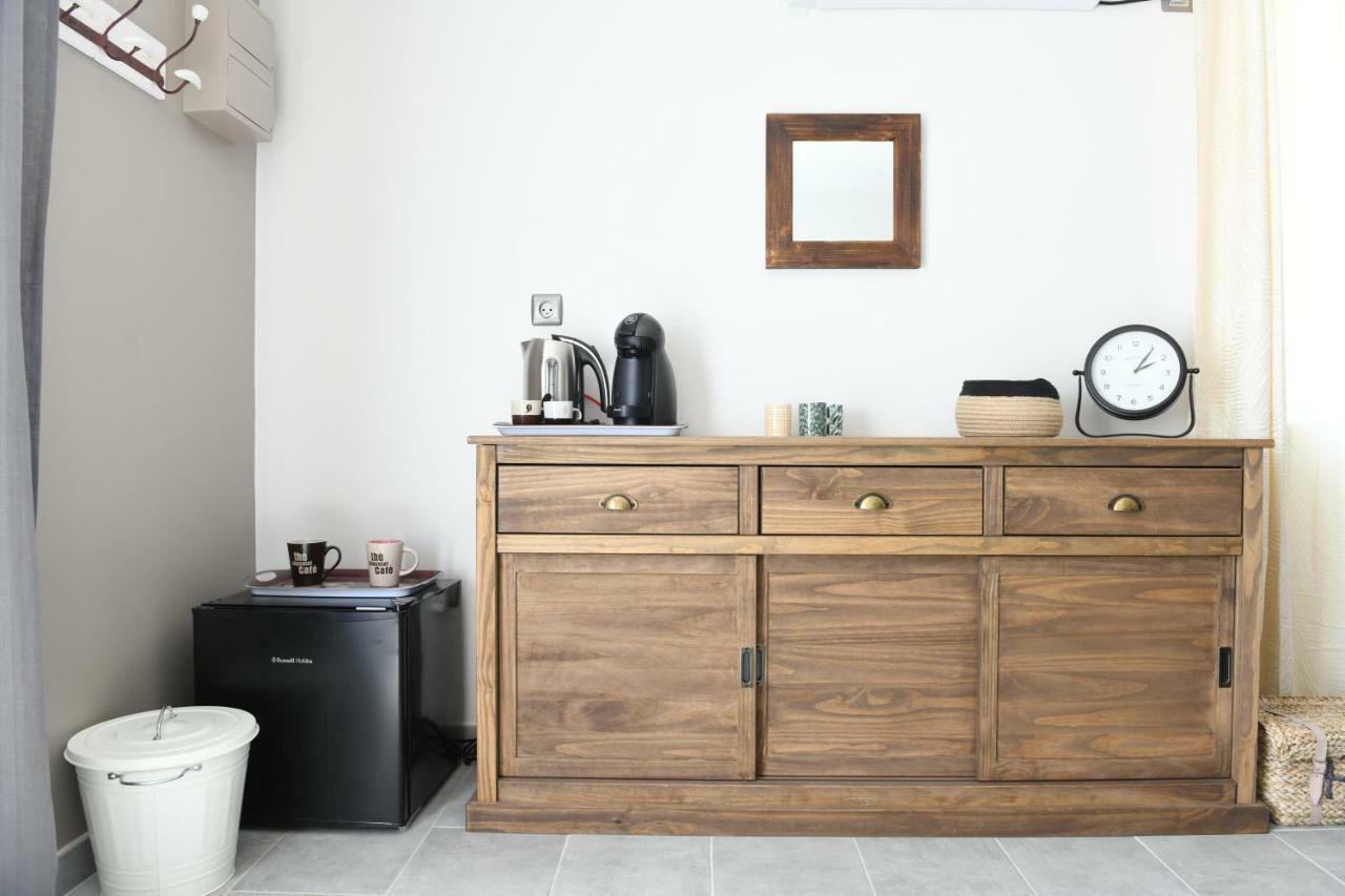 Chambre D'Hotes Du Charme Provencal Sénas エクステリア 写真